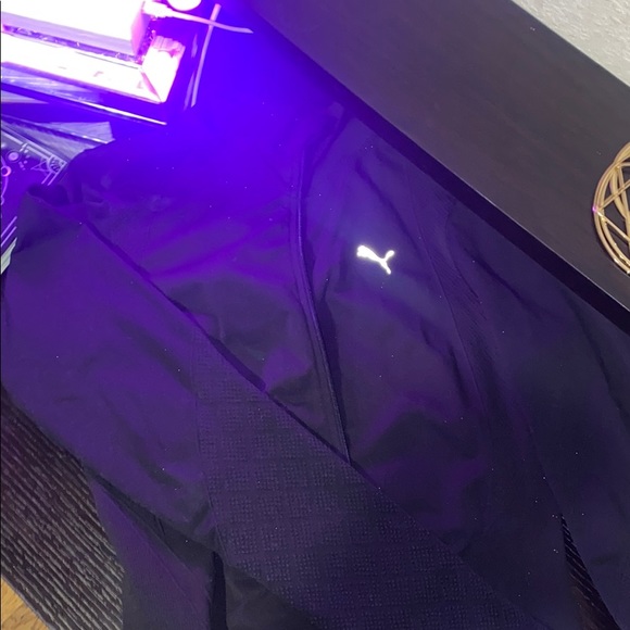 PUMA ZIP UP - Picture 1 of 5